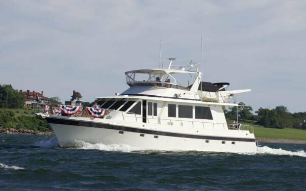 TIMELESS 62 Yate de lujo a motor