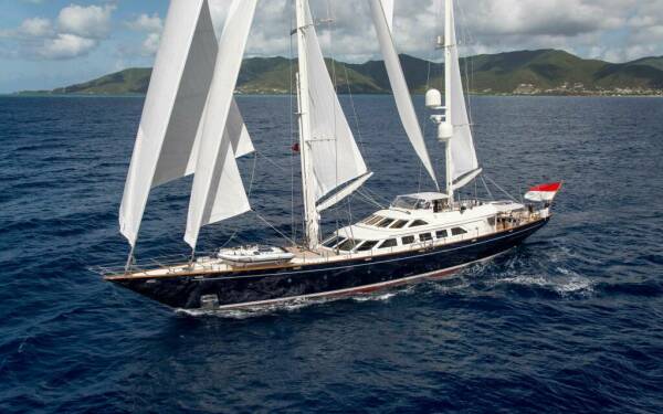 ELLEN Luxusná plachetnica