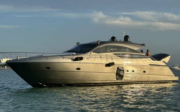 Wind Luxus-Motoryacht