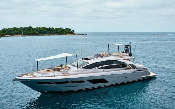 CHERRY Motor yacht di lusso
