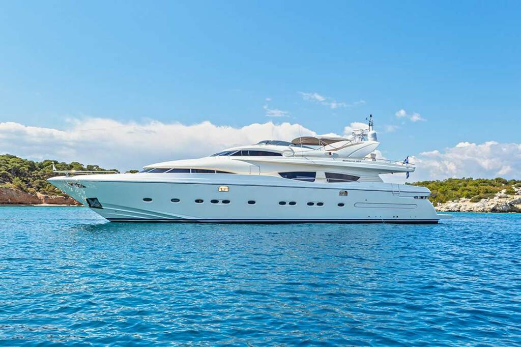 DIVINE Luxury motor yacht