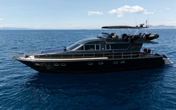 TEMPTATION Luxus-Motoryacht
