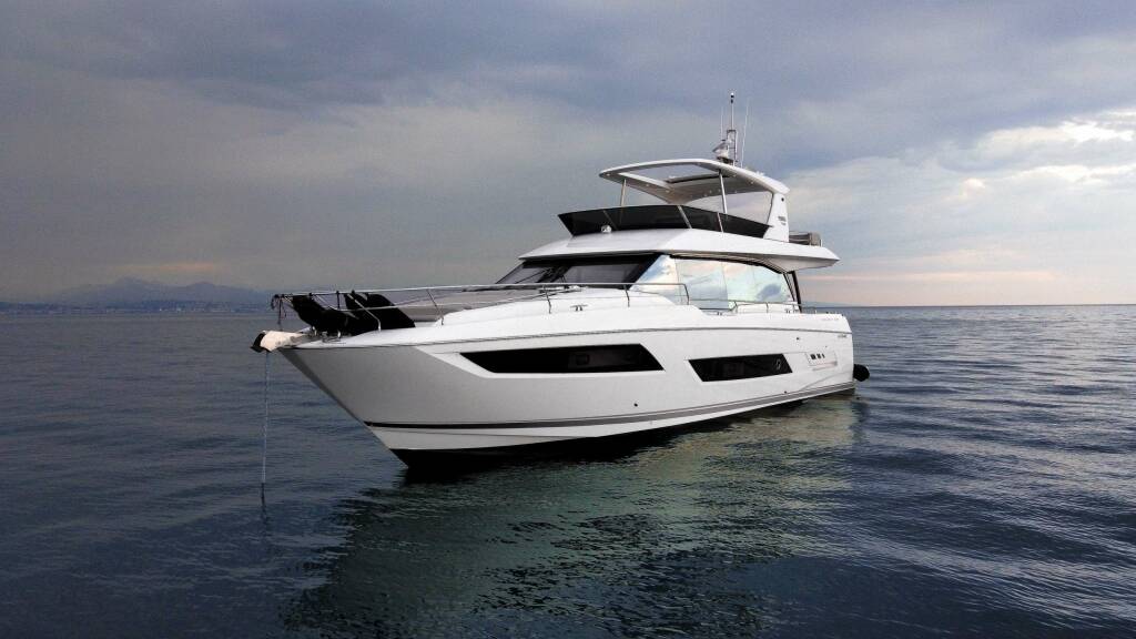 Romy One Luxus-Motoryacht