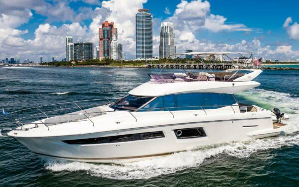 Whisky and Waves Luxusná motorová loď