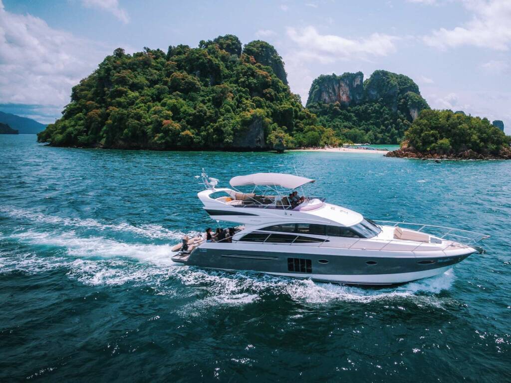 MAYAVEE Luxus-Motoryacht