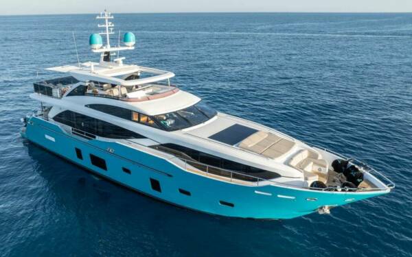 ANKA Motor yacht di lusso