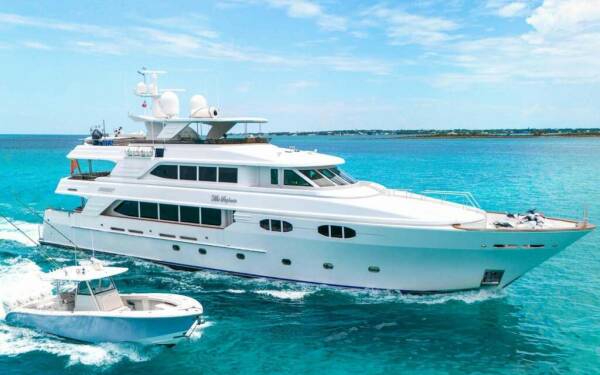 MISS STEPHANIE Luxury motor yacht