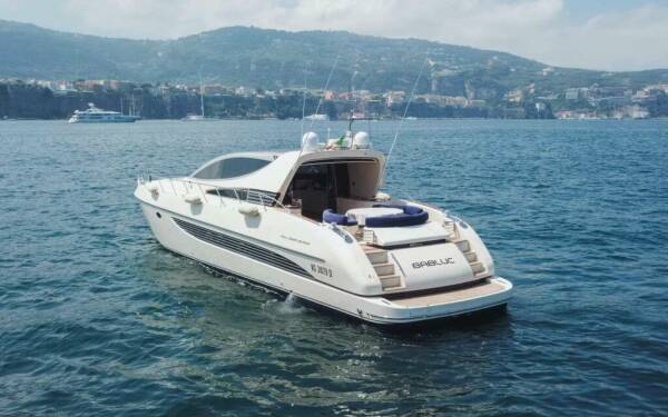 BABLUC Yate de lujo a motor