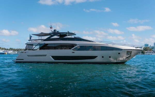 BEYOND BEYOND Luxury motor yacht