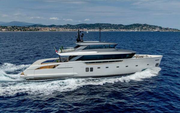 NECTAR Luxury motor yacht
