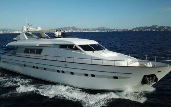 OLA Motor yacht di lusso