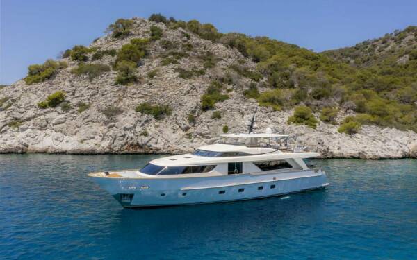 ELYSIUM Motor yacht di lusso