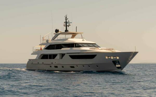 LANCE Motor yacht di lusso