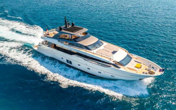 PRIMUS Luxury motor yacht