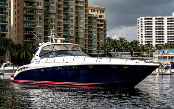 indulgence 24/7 Motor yacht di lusso