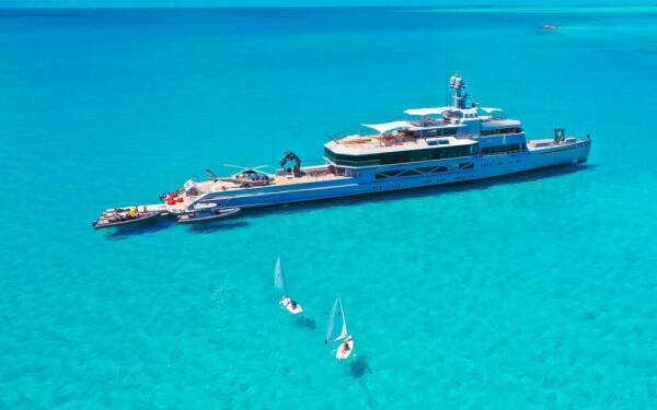 BOLD Motor yacht di lusso