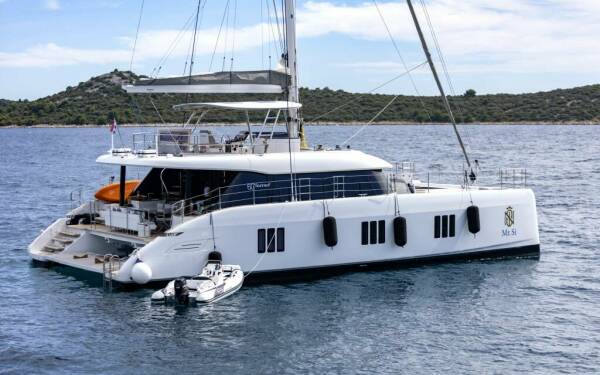 Mr.Si Catamarano di lusso