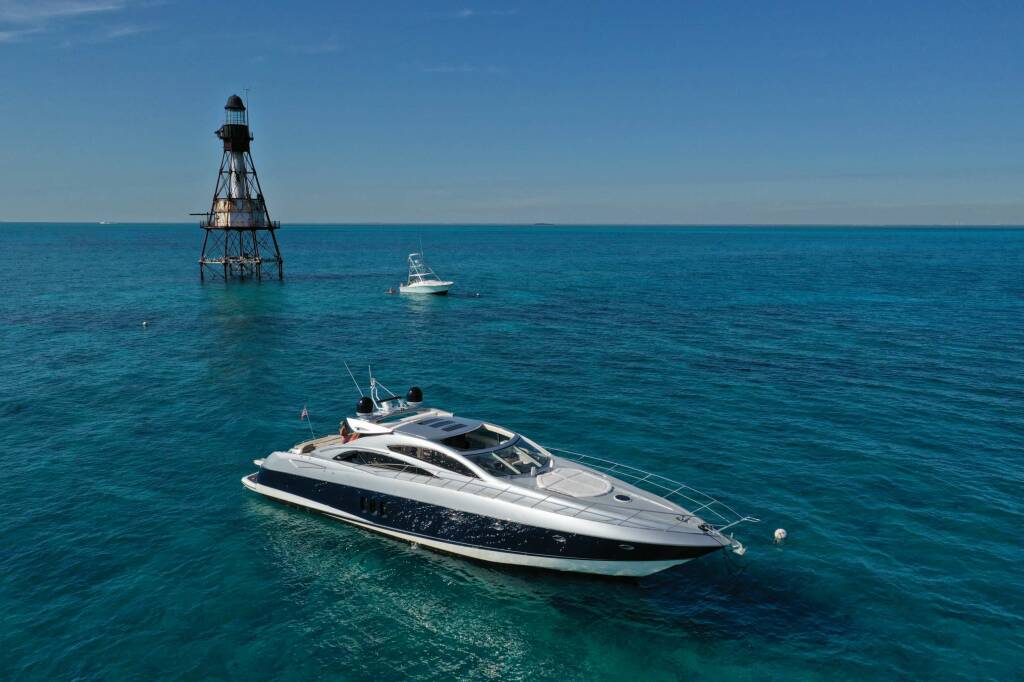 Lion Luxusná motorová loď