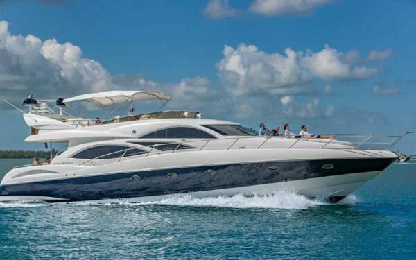 GIULI Yate de lujo a motor