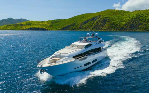 ACCIDENTAL SUCCESS II Luxury motor yacht
