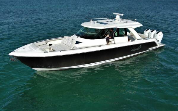 Habibi Luxus-Motoryacht