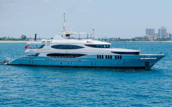 TCB Motor yacht di lusso