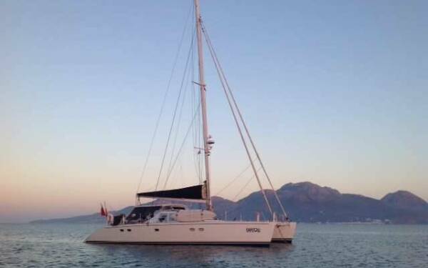 UHURU Luxus - Katamaran