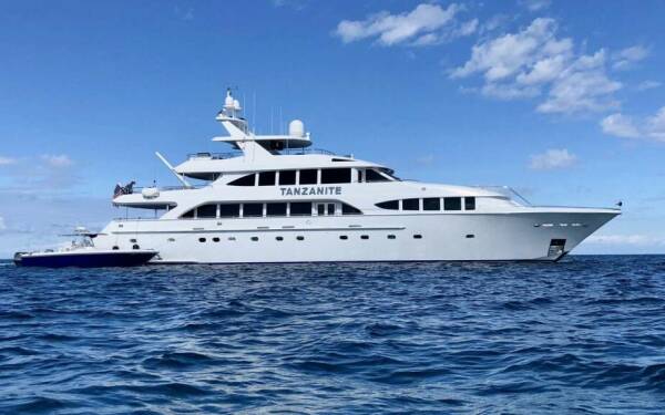 TANZANITE Luksusowy jacht motorowy