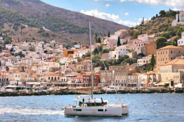 "All Inclusive" catamaran cruise: Greece from Athens