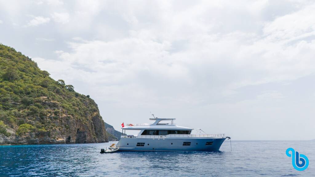 27M Trawler Motor Yacht Lavin, Lavin