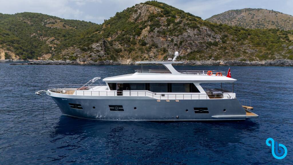 27M Trawler Motor Yacht Lavin, Lavin