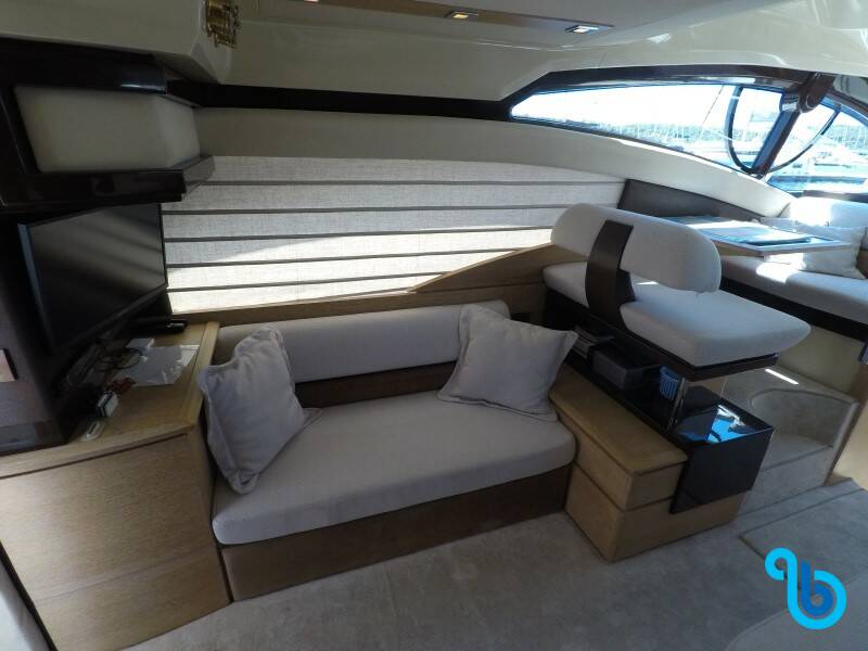 Azimut 47 Fly, LUMA