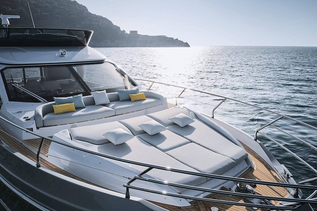 Azimut 53, 