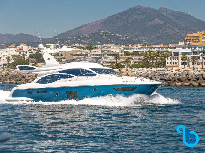 Azimut 58 Fly, Lazurit