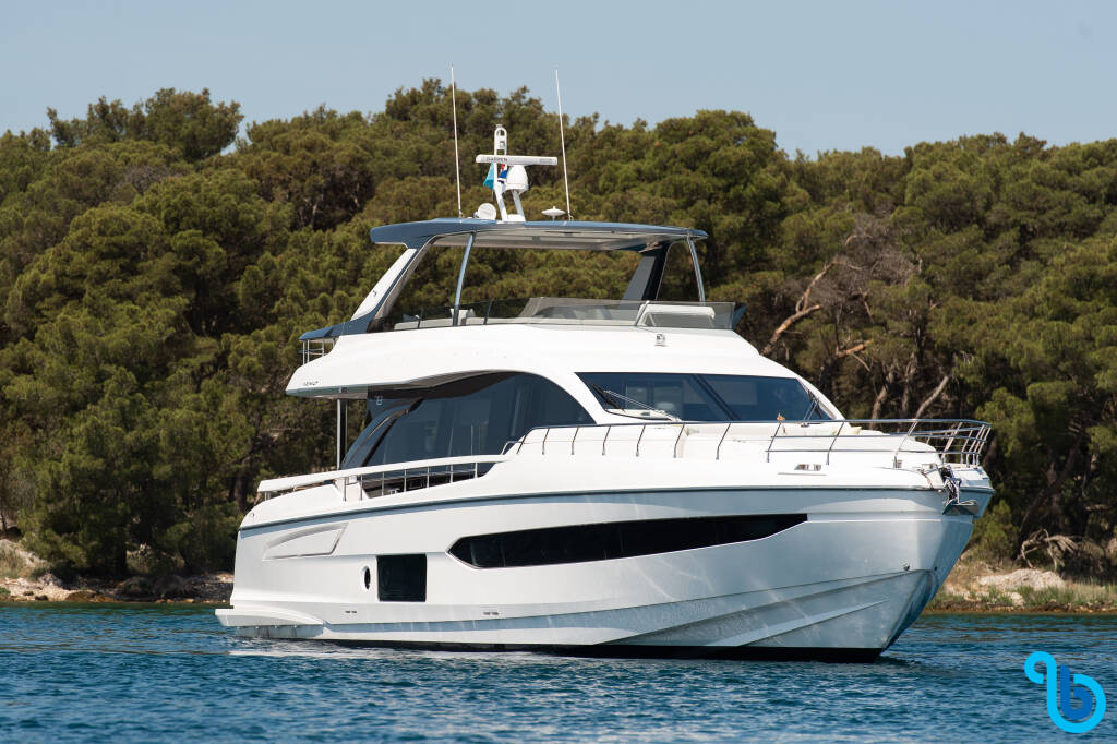 Azimut 78 Fly, PREWI