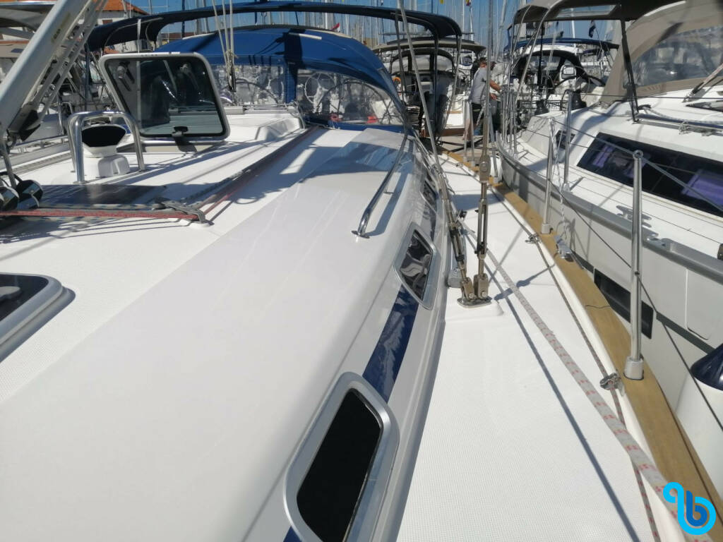 Bavaria 44, Scorpion