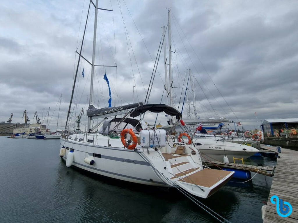 Bavaria 45, Tetras