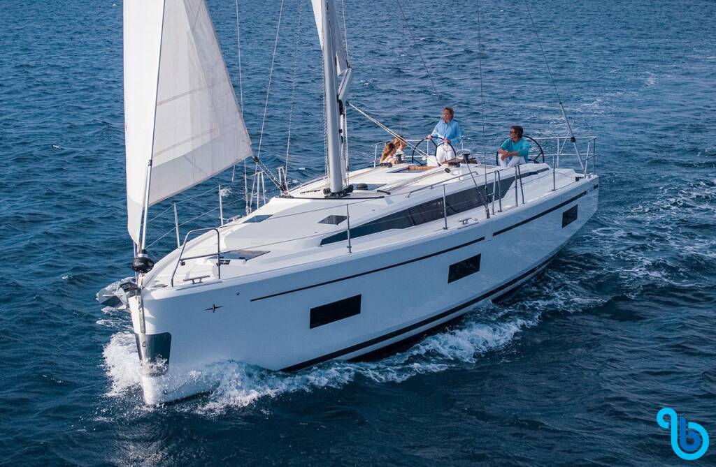 Bavaria C42, 