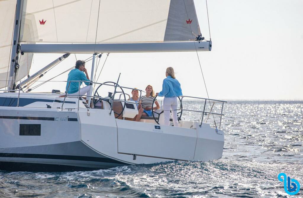 Bavaria C42, 