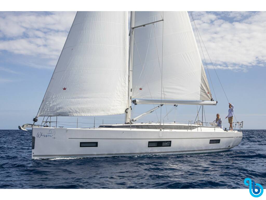 Bavaria C45, Whisper