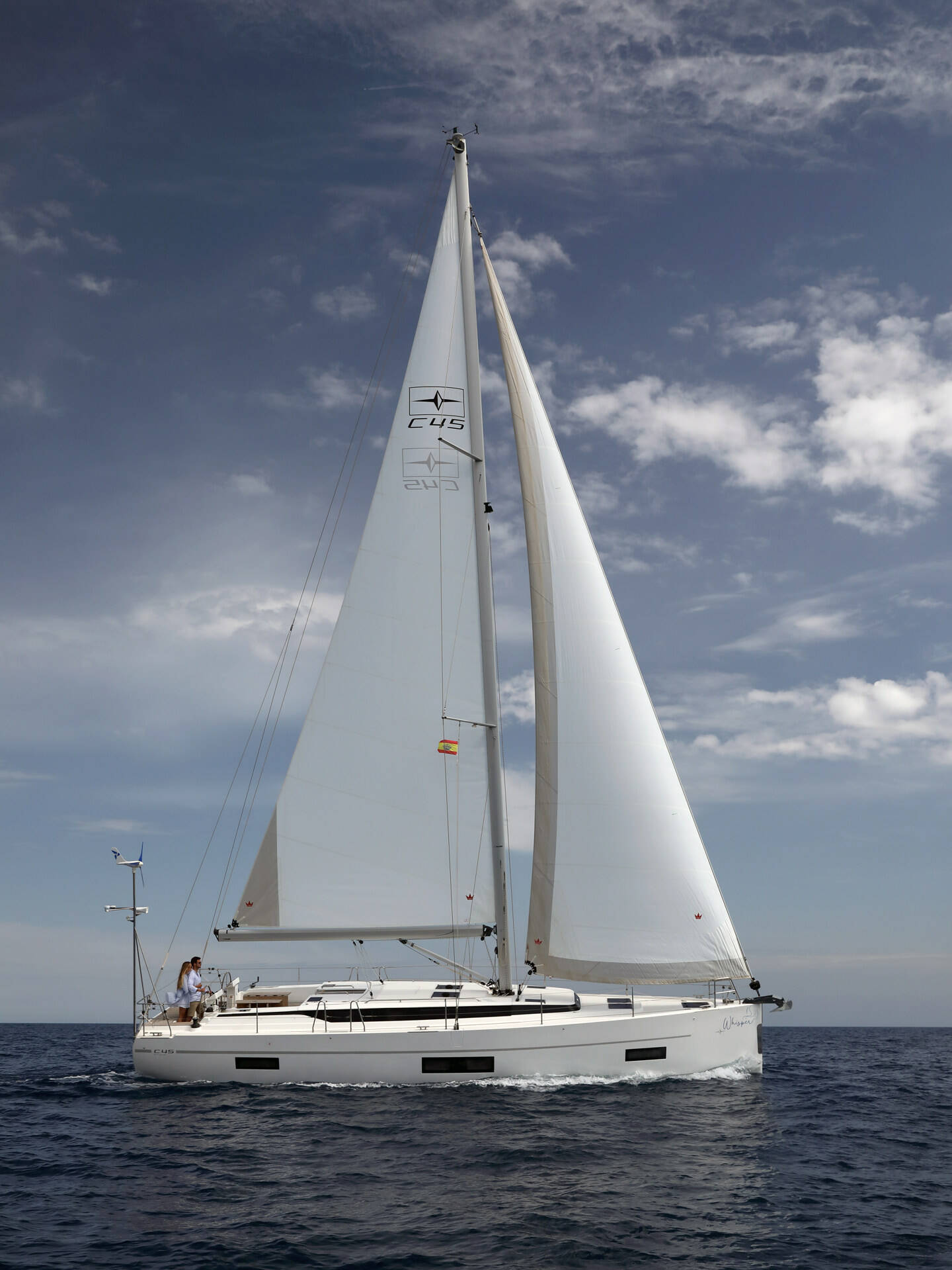 Bavaria C45, Whisper