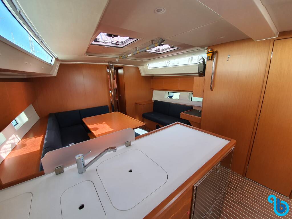 Bavaria C45, Blue Diamond