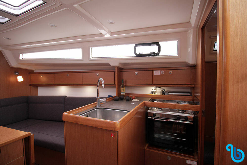 Bavaria Cruiser 33, Callisto