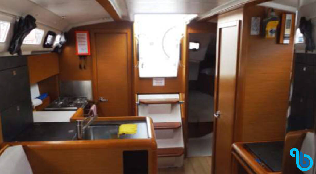 Bavaria Cruiser 36, ECONOMY