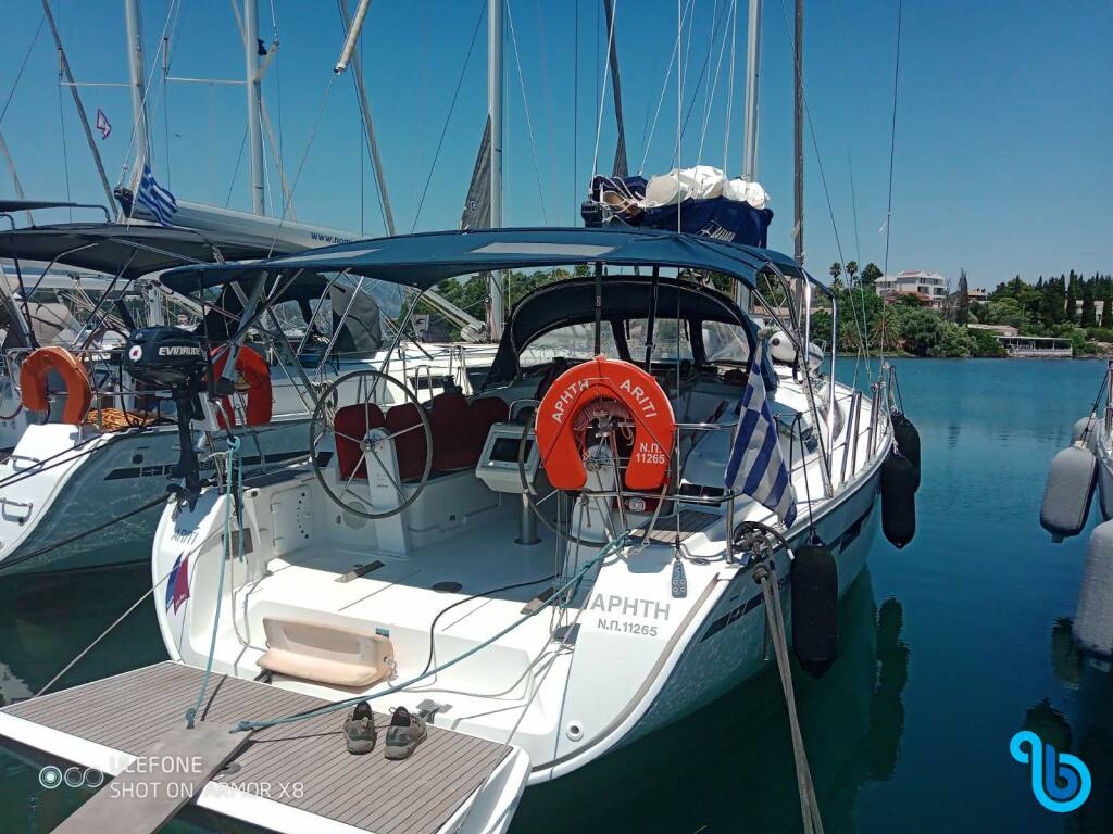 Bavaria Cruiser 41, Ariti