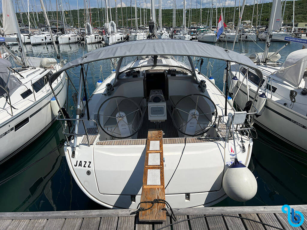 Bavaria Cruiser 41, Jazz