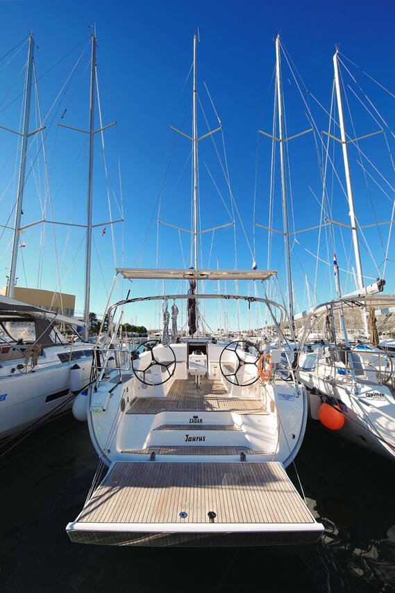 Bavaria Cruiser 46, TAURUS