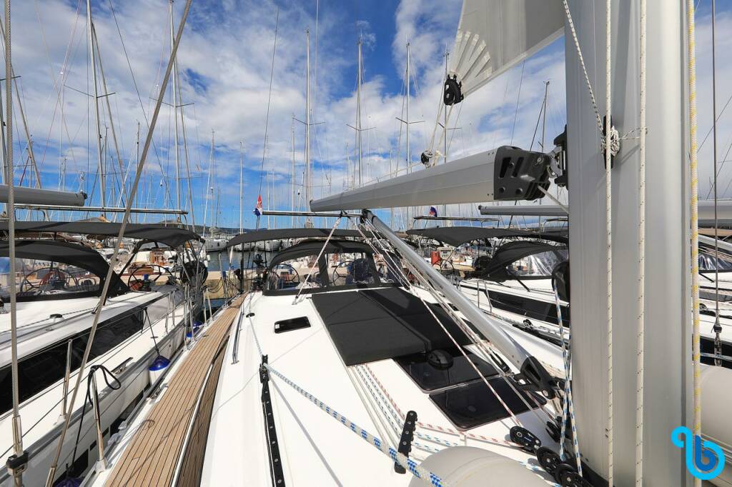 Bavaria Cruiser 46, 