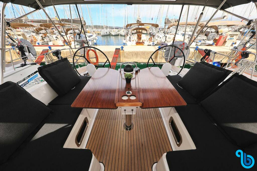 Bavaria Cruiser 46, 