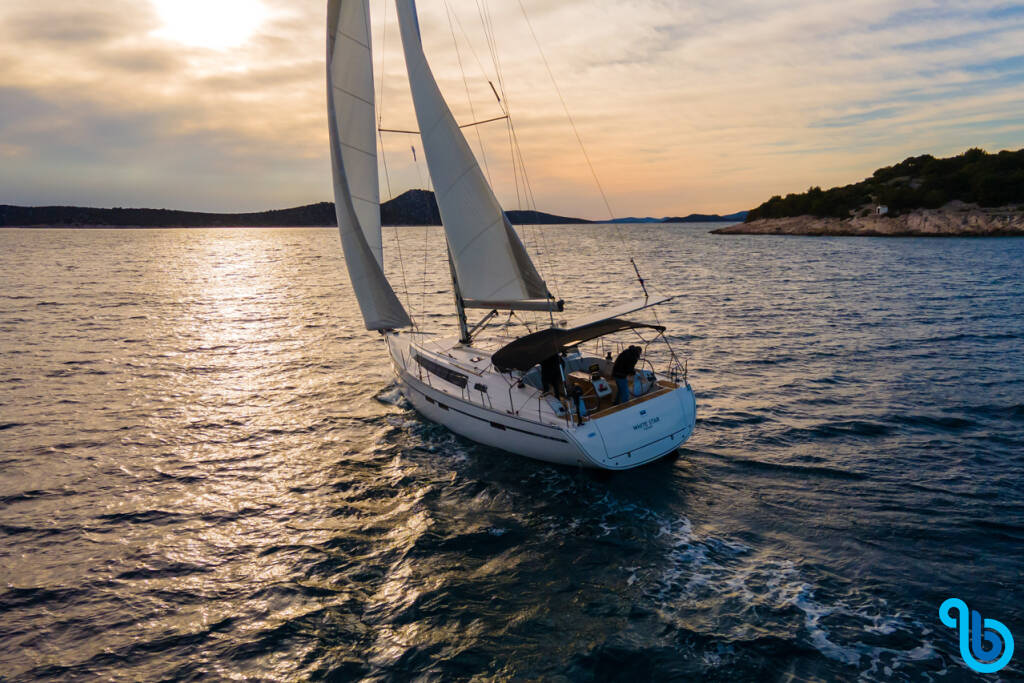 Bavaria Cruiser 46, WHITE STAR